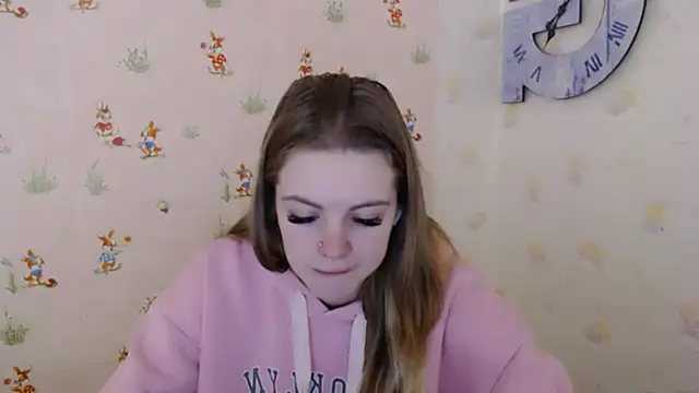 AliceFlirtt  online show from 02.14.25