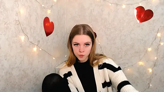 AliceFlirtt  online show from 02.21.25