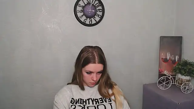 AliceFlirtt  online show from 03.08.25