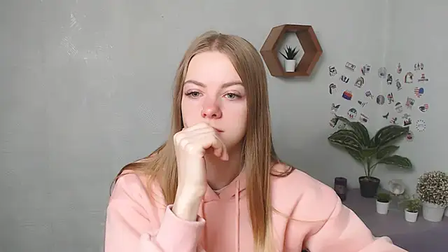 AliceFlirtt  online show from 09.26.25