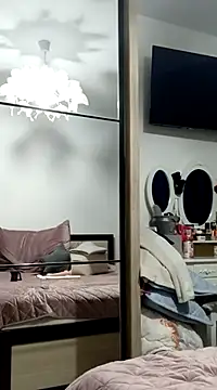 LaraJuicyxx online show from 12.02.24