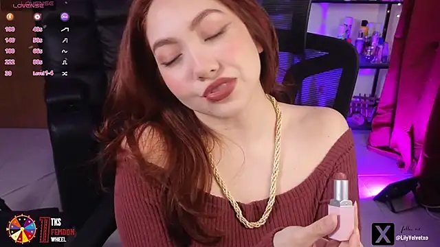 LilyVelvett online show from 01.17.25