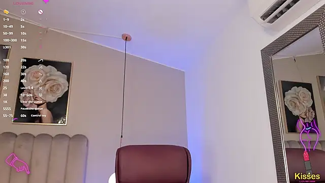 Snapshot of Emma_Thompsson chatting on 01.27.25 Emma Thompsson online show from 01.27.25