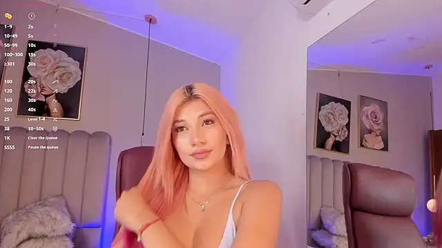 Snapshot of Emma_Thompsson chatting on 10.02.25 Emma Thompsson online show from 10.02.25