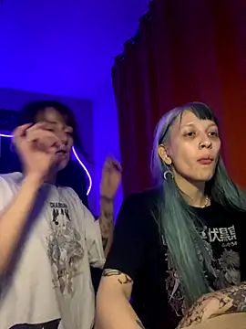 Snapshot of Dooubletroublee chatting on 11.06.25 Dooubletroublee online show from 11.06.25