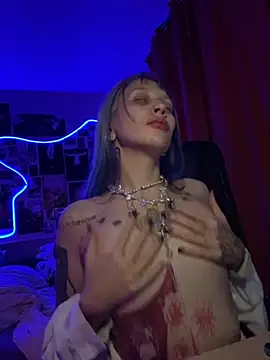 Snapshot of Dooubletroublee chatting on 11.09.25 Dooubletroublee online show from 11.09.25