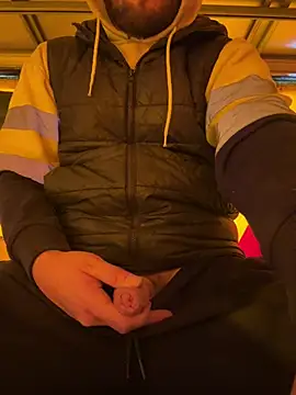 Snapshot of cussy007 chatting on 01.23.25 cussy007 online show from 01.23.25