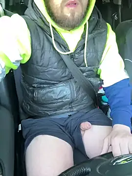 Snapshot of cussy007 chatting on 03.18.25 cussy007 online show from 03.18.25