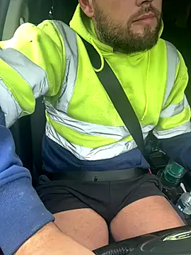 Snapshot of cussy007 chatting on 09.17.25 cussy007 online show from 09.17.25