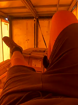 Snapshot of cussy007 chatting on 09.24.25 cussy007 online show from 09.24.25