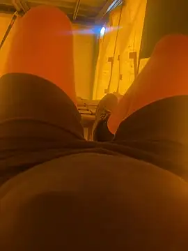 Snapshot of cussy007 chatting on 10.17.25 cussy007 online show from 10.17.25