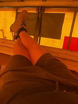 Snapshot of cussy007 chatting on 04.15.26 cussy007 online show from 04.15.26