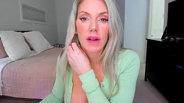 Kymmmy online show from 03.13.25