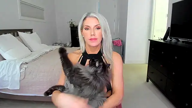 Kymmmy online show from 03.22.25