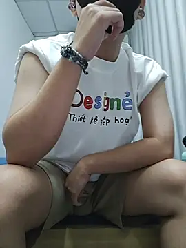 Snapshot of xboyvn9 chatting on 09.20.25 xboyvn9 online show from 09.20.25