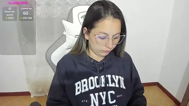 samantha  wilson online show from 12.03.24