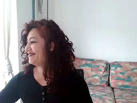 Snapshot of danasantoreal chatting on 09.23.25 danasantoreal online show from 09.23.25