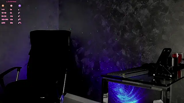 Snapshot of juliusmasters chatting on 11.09.25 juliusmasters online show from 11.09.25