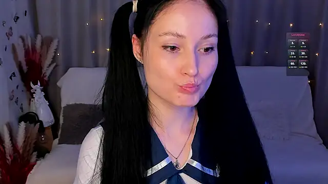 Snapshot of LisaMooore chatting on 01.15.25 LisaMooore online show from 01.15.25