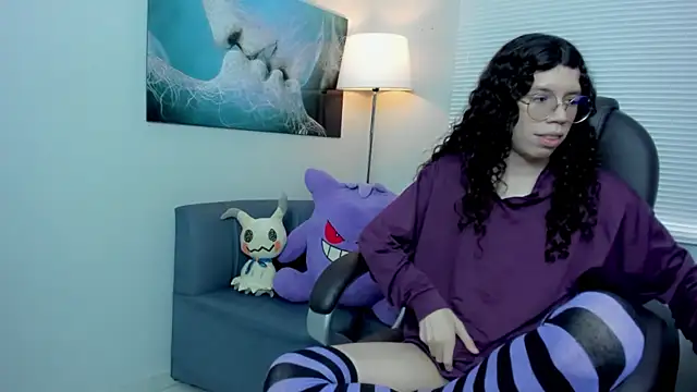 Angel Dust18 online show from 11.30.25