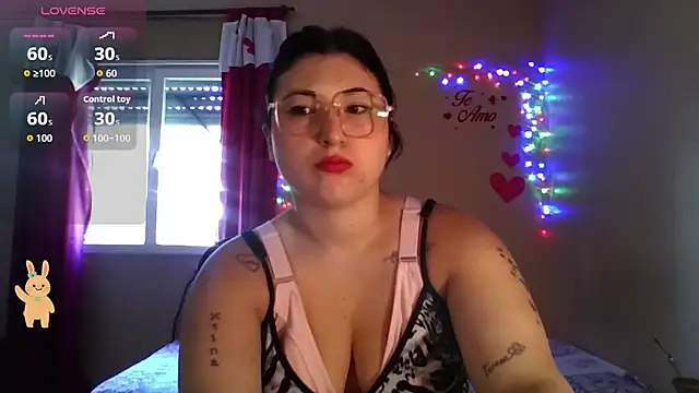 Snapshot of imsohornydacom chatting on 02.11.26 imsohornydacom online show from 02.11.26