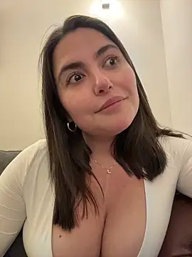 sukhakunis1 online show from 04.16.26