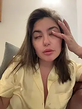 sukhakunis1 online show from 04.17.26