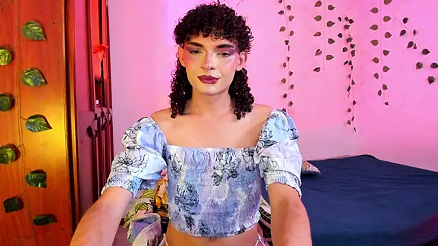 lucianromero online show from 10.13.25