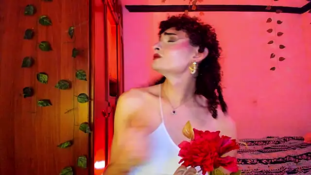 lucianromero online show from 12.21.25