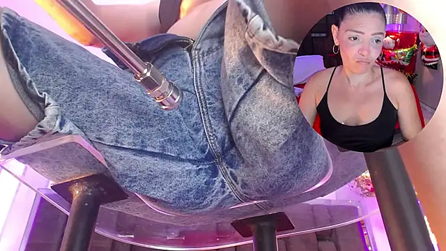 KatteMoss online show from 12.22.25