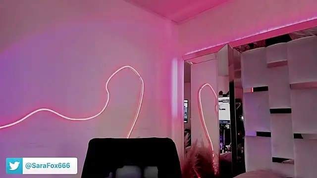 Sara Foxx1 online show from 04.24.26