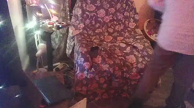 Snapshot of DaddyQuimHot chatting on 03.10.25 DaddyQuimHot online show from 03.10.25