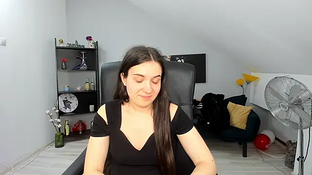 Snapshot of MelissaWiliam chatting on 03.19.25 MelissaWiliam online show from 03.19.25