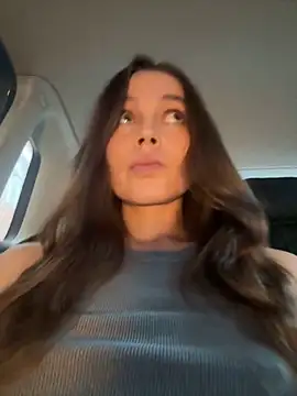 nicole111 online show from 10.17.25