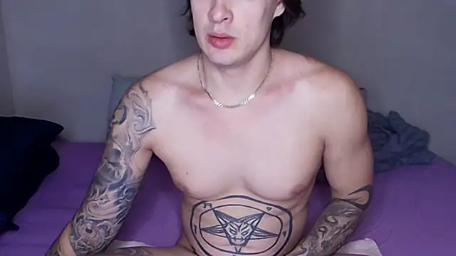 Snapshot of baphomet_from_ice chatting on 09.21.25 baphomet from ice online show from 09.21.25