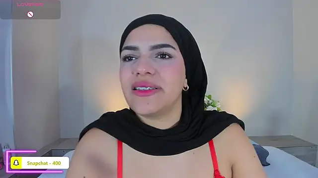 Umarani  online show from 04.20.26