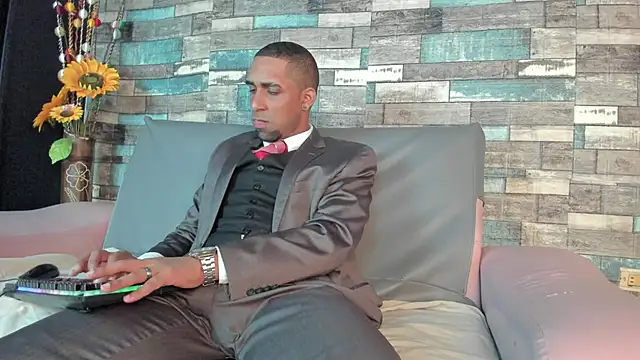 Paolo johnson online show from 10.01.25