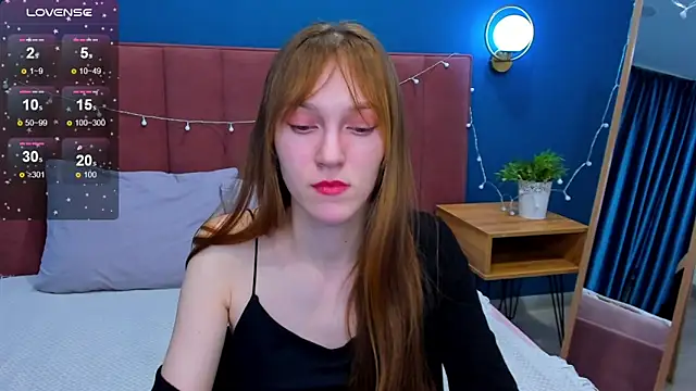 Snapshot of VanillaKelly chatting on 01.17.25 VanillaKelly online show from 01.17.25