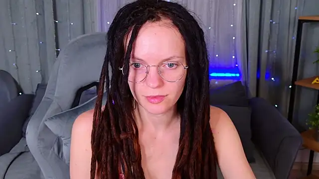 Snapshot of CoreyJane chatting on 06.25.26 CoreyJane online show from 06.25.26