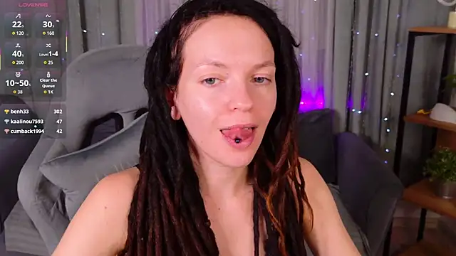 Snapshot of CoreyJane chatting on 07.07.26 CoreyJane online show from 07.07.26