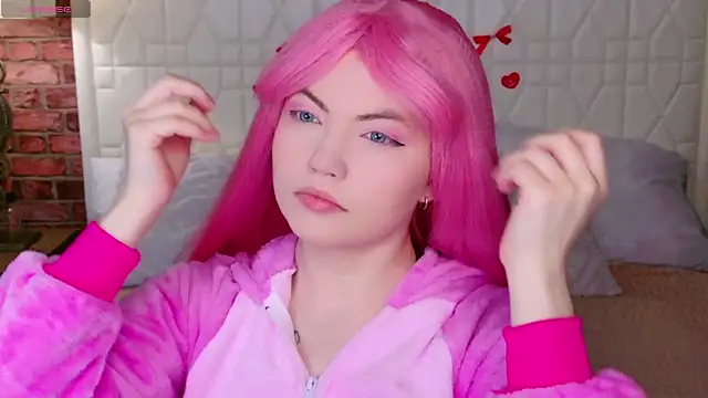 Lisa Adam online show from 03.24.26