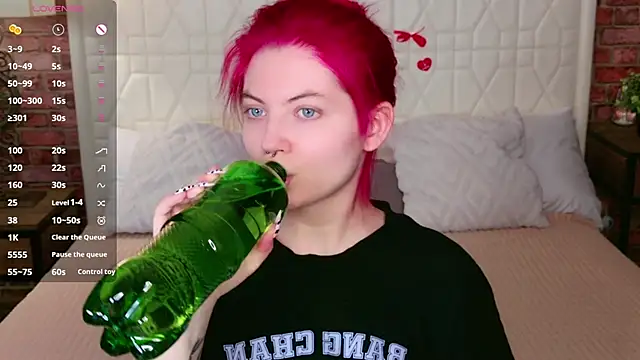 Lisa Adam online show from 04.18.26