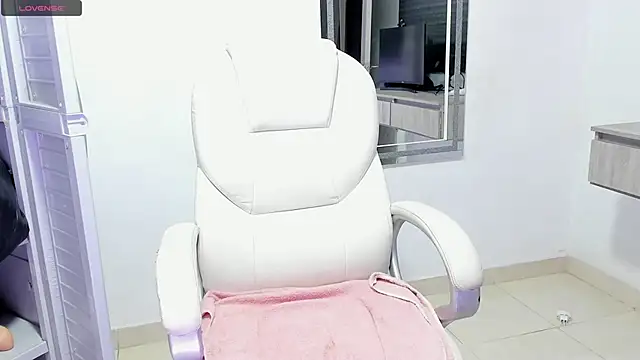 dahian carter online show from 10.28.25