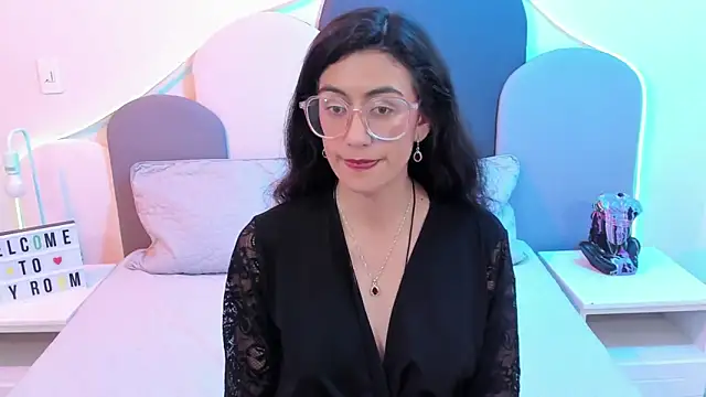 SophieGomez22 online show from 02.23.25