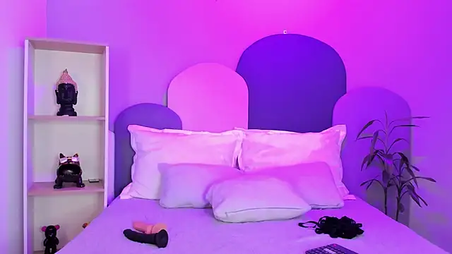 SophieGomez22 online show from 02.05.26