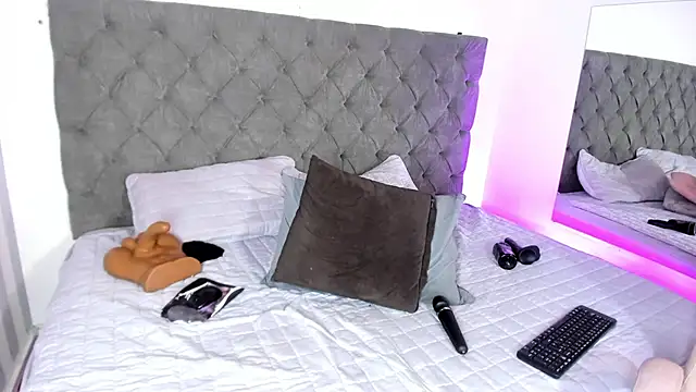 rebeca cortez  online show from 03.10.25