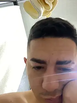 Snapshot of DanielGomez9 chatting on 12.02.24 DanielGomez9 online show from 12.02.24