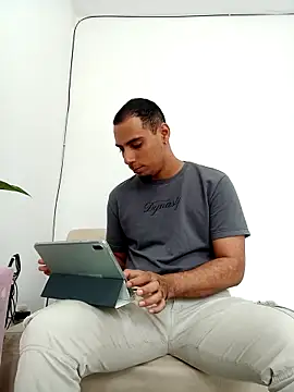 Snapshot of bonehur chatting on 02.06.26 bonehur online show from 02.06.26