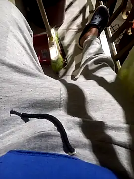 Snapshot of bonehur chatting on 03.10.26 bonehur online show from 03.10.26