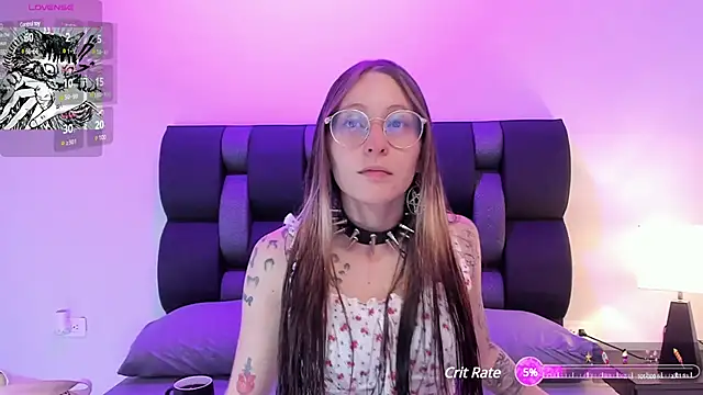 Snapshot of Siouxsie_cenobite chatting on 12.31.24 Siouxsie cenobite online show from 12.31.24